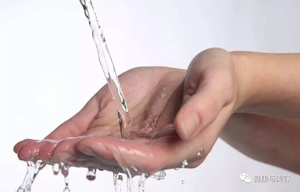 这些男神的手美得让女人都惭愧,女人的第二张脸需要这样养护!