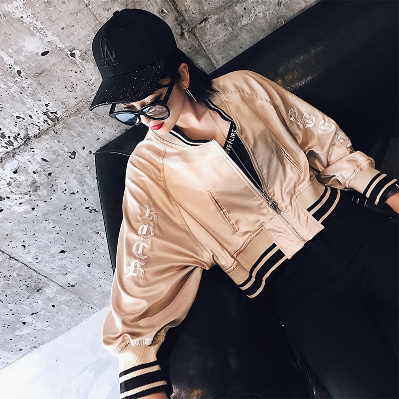 开学季，时尚棒球服让你穿出360度的帅气