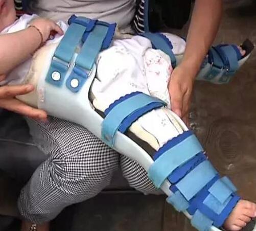 奶奶为了面子竟对半岁宝宝这样做，听了医生的话后十分后悔！