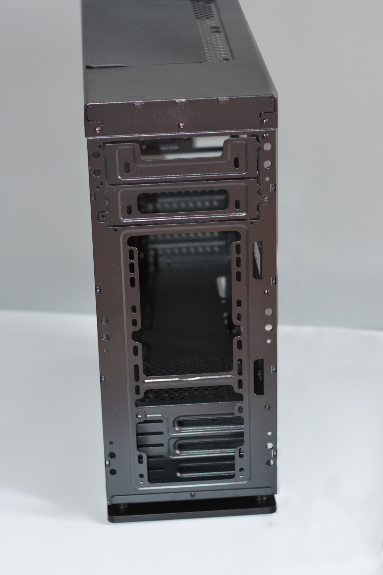 炫酷电竞游戏机箱哪家强,炫酷电竞游戏电脑机箱推荐