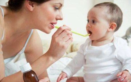 七十天的宝宝发高烧怎么处理,1岁8个月的宝宝不明原因发烧