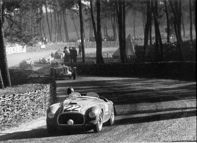 70张珍贵老照片,70年代珍贵照片100张