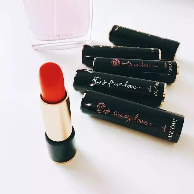 收到老公的礼物我哭了,老公第一次给我买的礼物