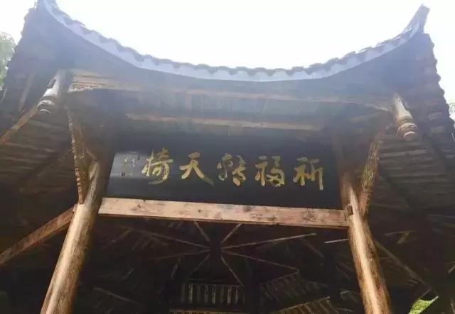 南宝山免费露营耍水,南宝山林海营地有什么耍的