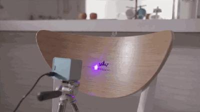 3分钟筹2.5万美金，掌上镭射机，玩转激光雕刻！