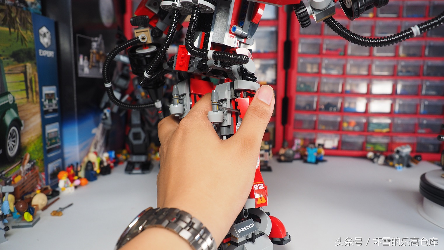 乐高幻影忍者第一代幻影机甲拼装,乐高幻影忍者泰坦机甲盗版和正版