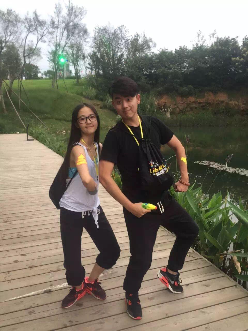 我很孤独和我爱你的英文,我很孤独寂寞英文怎么讲