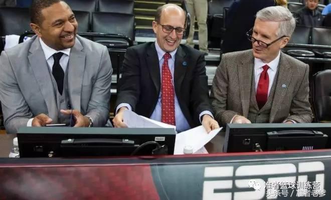 为什么这么多人不喜欢国内的解说？