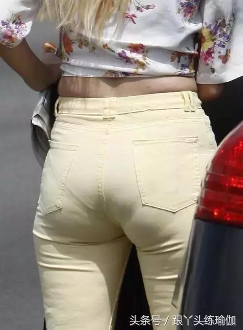 瑜伽臀部紧实挺翘,瑜伽提臀体式让臀部翘起来