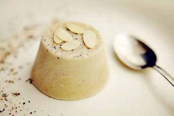 普京深陷俄罗斯冰淇淋无法自拔?八一八各国奇葩冰淇淋