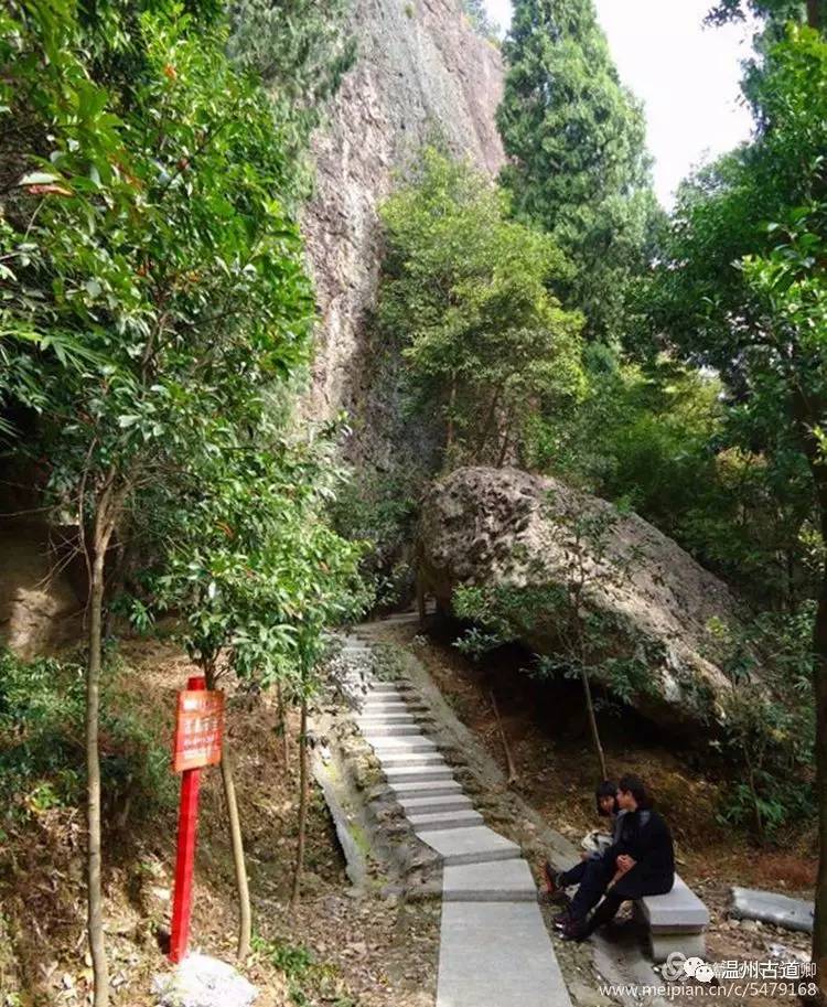 乐清白石凤凰山在哪,乐清白石山上好玩的地方