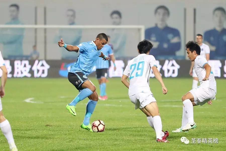 媒体热议国足出线,国足出线引热议