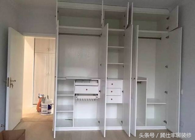 2020衣柜构造样板图,2023最新款定制衣柜效果图