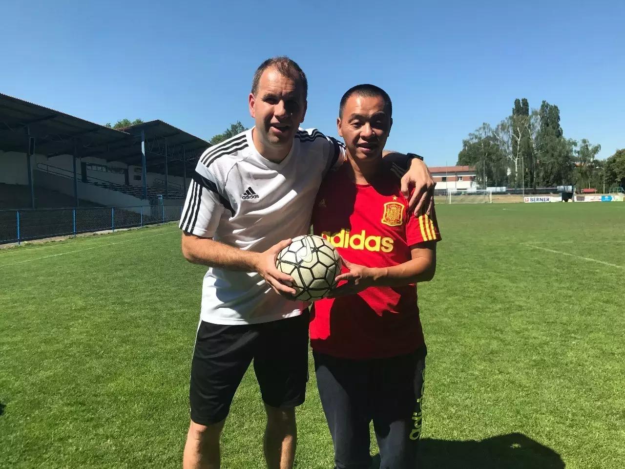 城事|别笑!真人真事!番禺这群学生的体育课是语文老师教的!