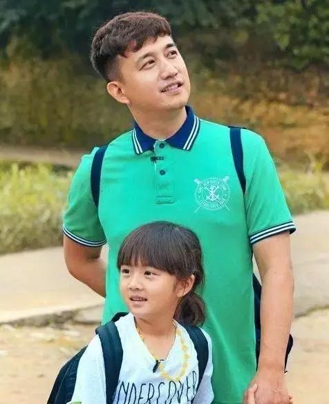 嗯哼小海绵视频,嗯哼模仿海绵宝宝