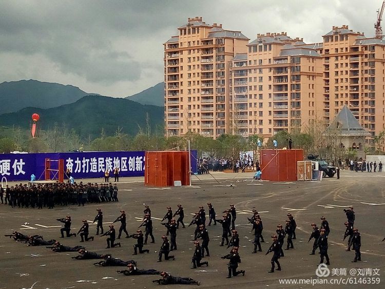2019瓮安反恐演练,黔东南特警反恐演练视频