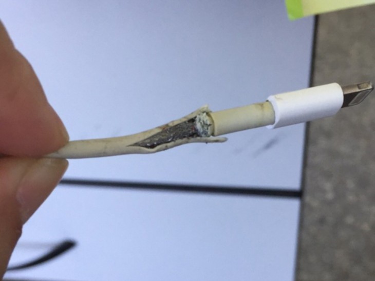 苹果原厂数据线和mfi数据线哪个好,苹果数据线坏了有必要买原装的吗