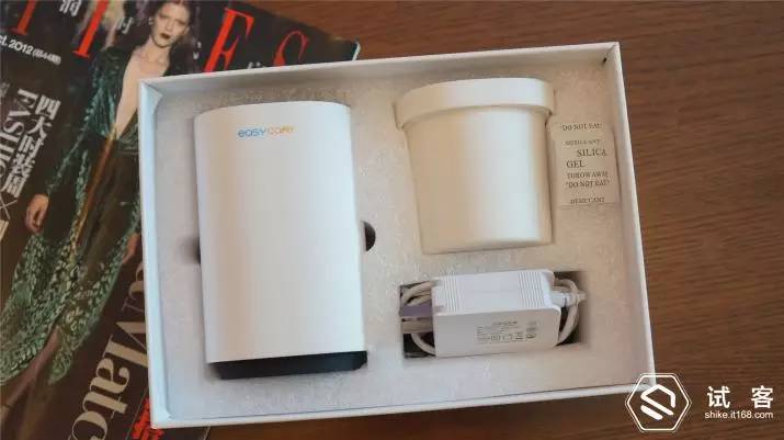 试用报告赶走乌烟瘴气，只需一个手势：easycaresmart2车载/桌面智能空气净化器