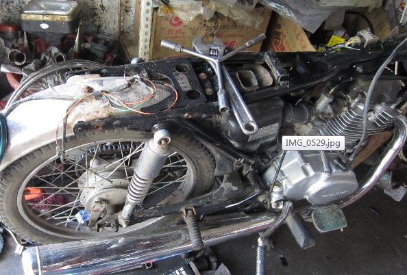 濒临废铁CG125改装复古，还是黑色经典