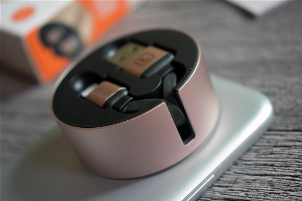 苹果原装数据线好还是图拉斯好,图拉斯苹果数据线2米