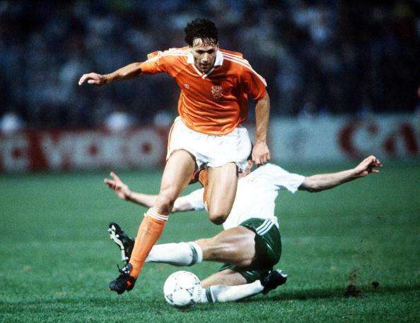 足球史上最好的中锋排名,足球谁巅峰最强