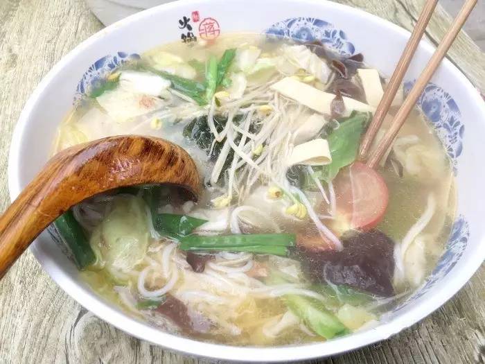 揣一张毛爷爷,吃遍长虹国际广场!