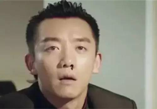 为什么秋天嘴巴容易上火,为什么秋天容易上火感冒