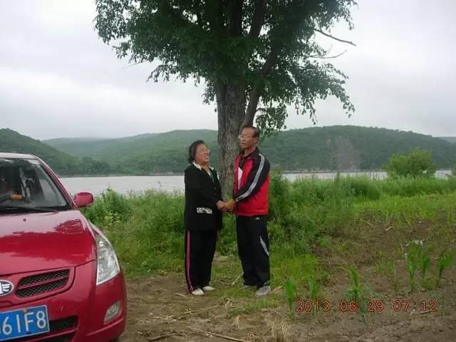 带着老伴穷游,开房车带老伴穷游