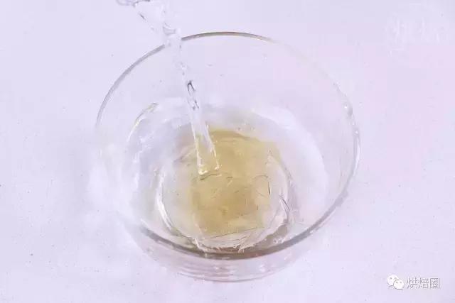 抹茶柠檬慕斯,柠檬杯慕斯流心蛋糕