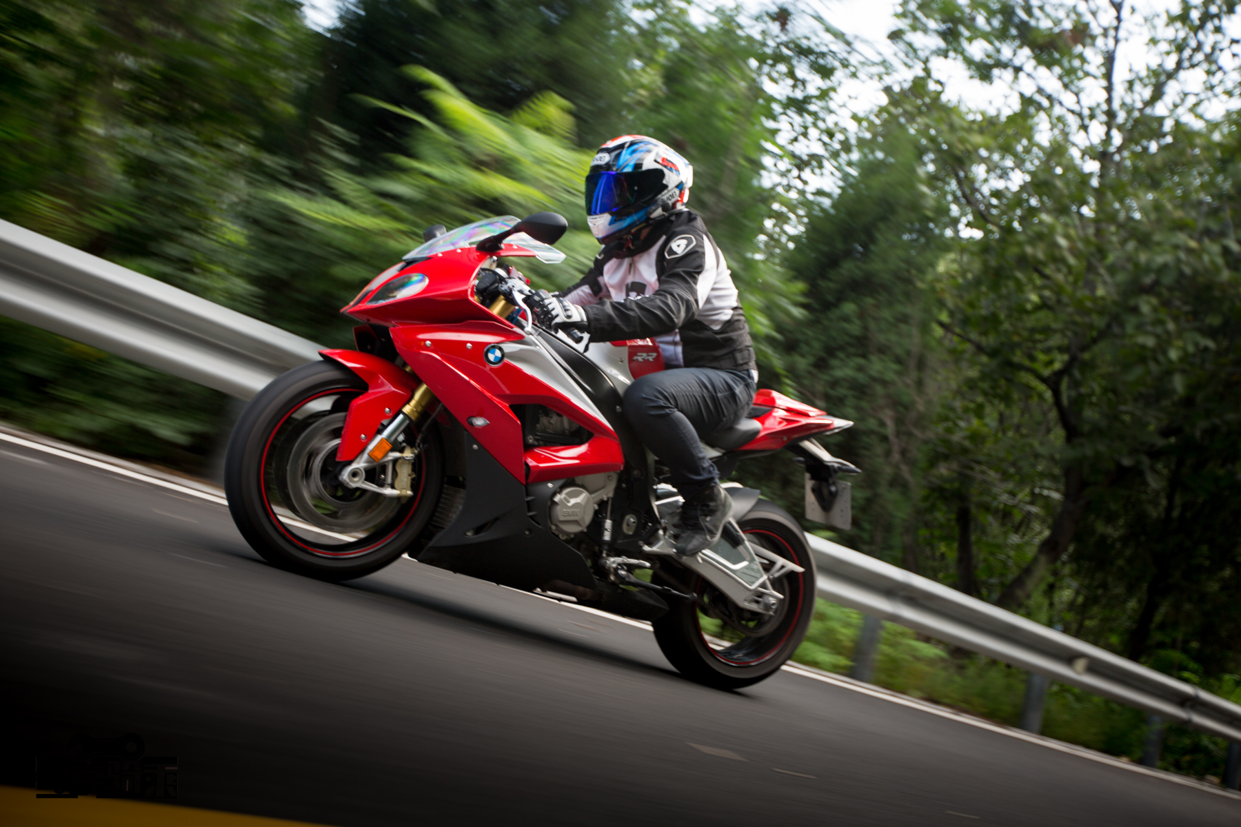 「骑乘」体验｜春风十里，不如只拥有你——宝马S1000RR