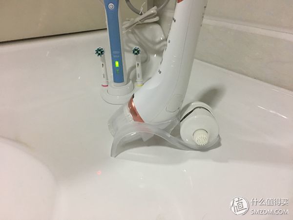 松下泡沫洁面仪视频,松下sc65洁面仪