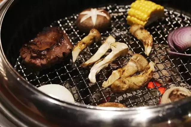 伊势丹楼上,仁恒伊势丹寿喜烧自助