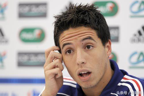 盘点足球运动员搞笑瞬间,中国十大足球球星恶搞