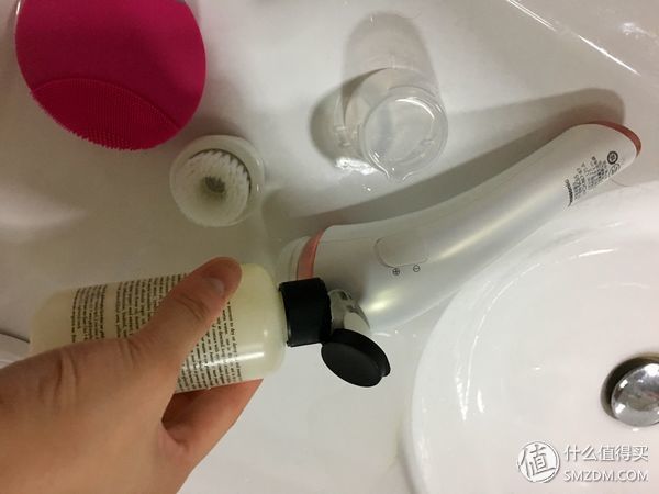 松下泡沫洁面仪视频,松下sc65洁面仪