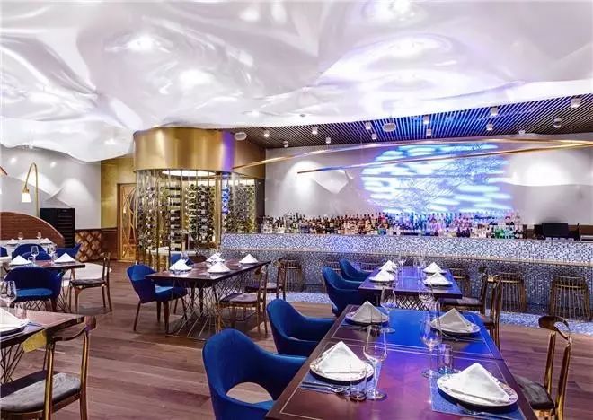 设计师大胆突破传统设计元素,林森设计师