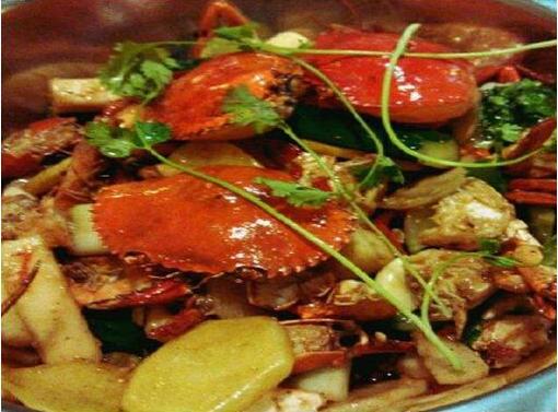 大闸蟹不剪绳子放水里可以过夜吗,买的大闸蟹怎么让它过夜不死