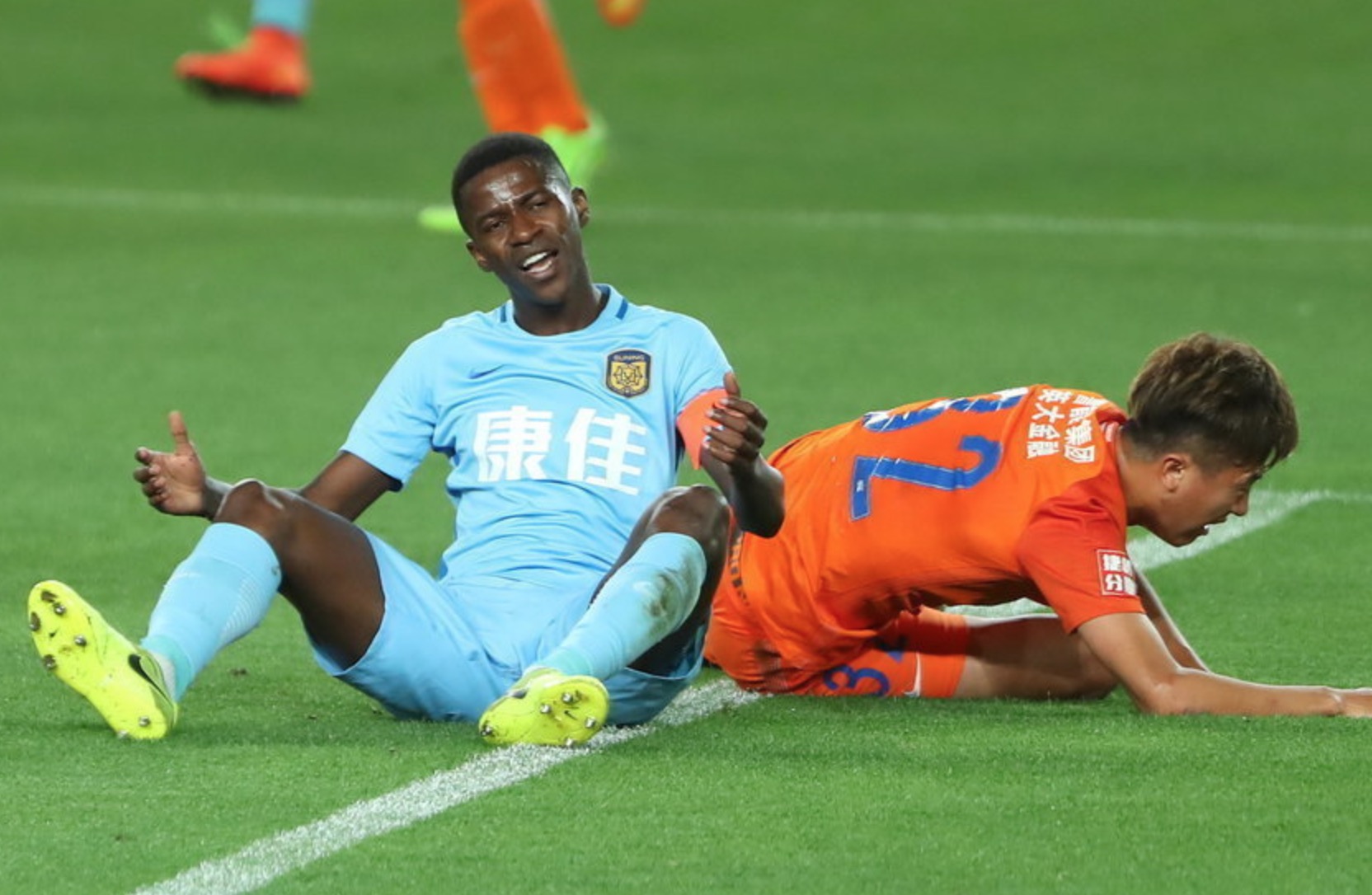 鲁能苏宁比赛,鲁能主场对阵苏宁