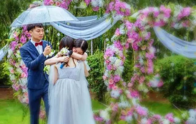 你有什么舍不得扔掉的衣服,留不住你还能留住什么