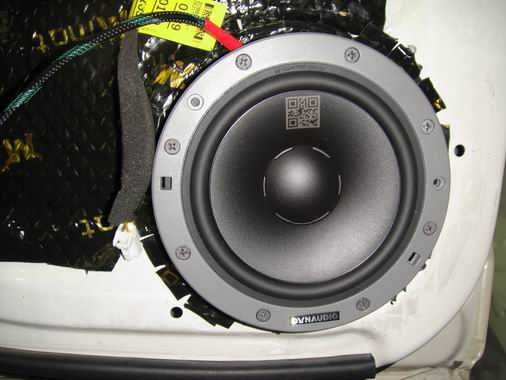 终究还是没抵挡住诱惑,最终还是抵挡不住诱惑