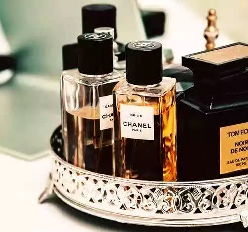 香水会过期吗过期香水的危害,香水会过期吗是什么梗