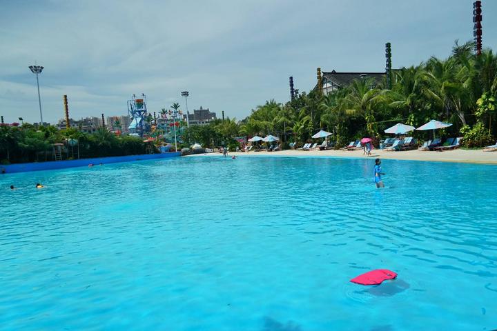 带着宝贝去旅行，遇见三亚遇见海