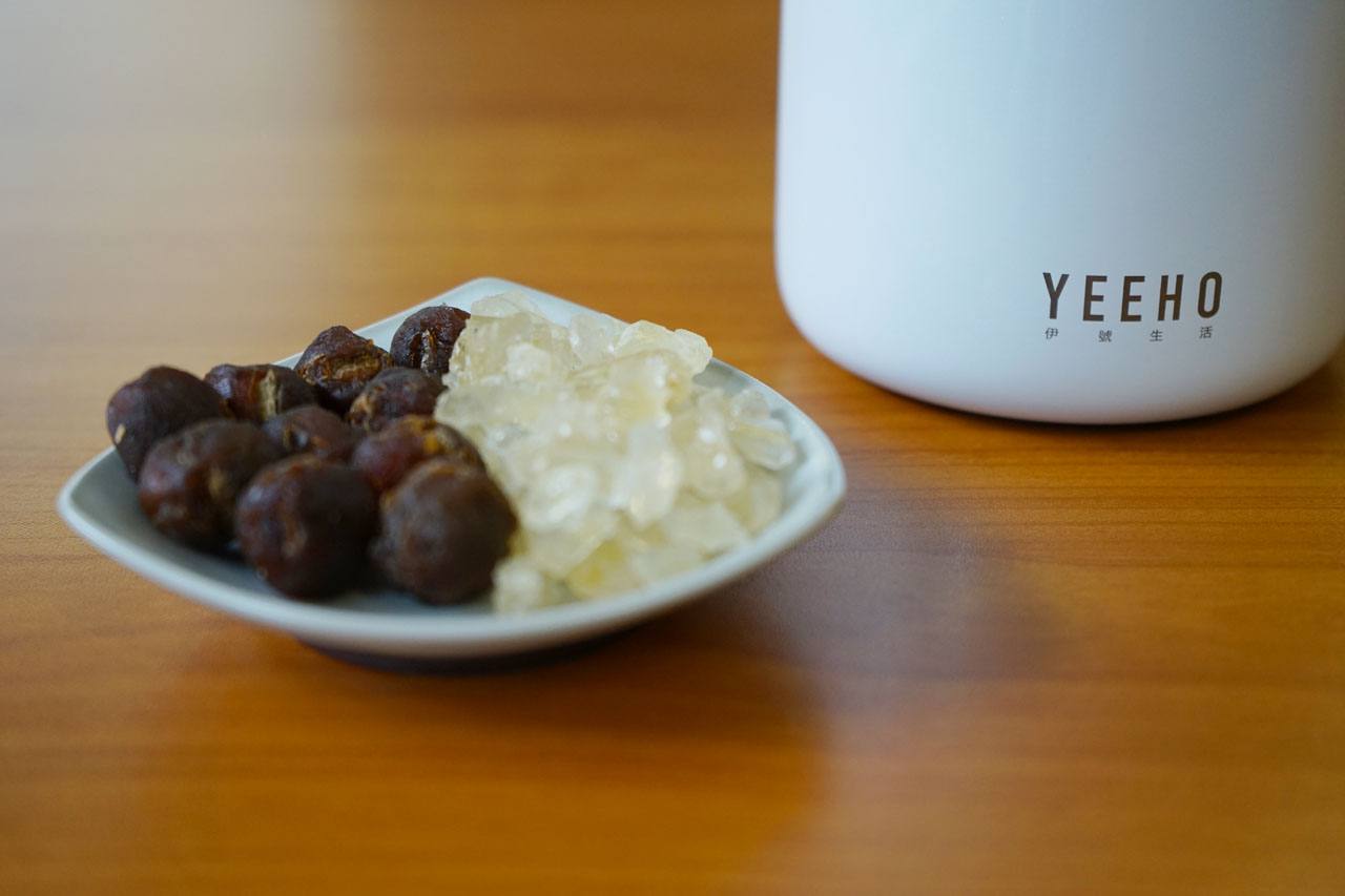 YEEHO智能焖烧杯怎么样,无火无电智能电饭煲