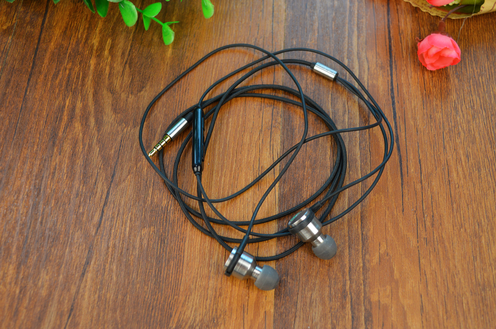 平民价性能高头戴耳机,平民价降噪无线耳机