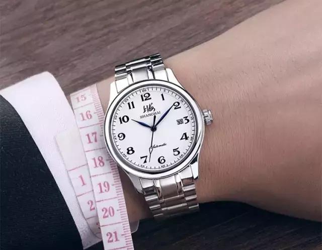 机械表入门款推荐陀飞轮,推荐入门款机械手表