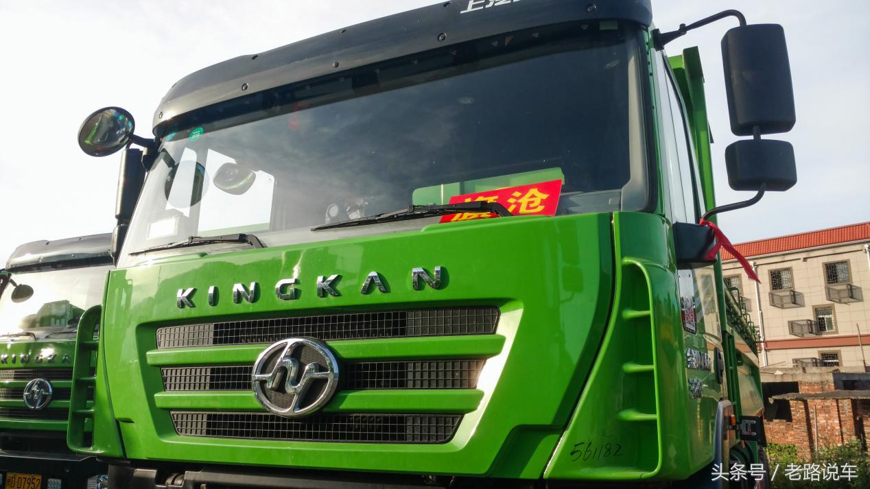 红岩金刚m500自卸车内饰图片,红岩金刚m500自卸车轻量化