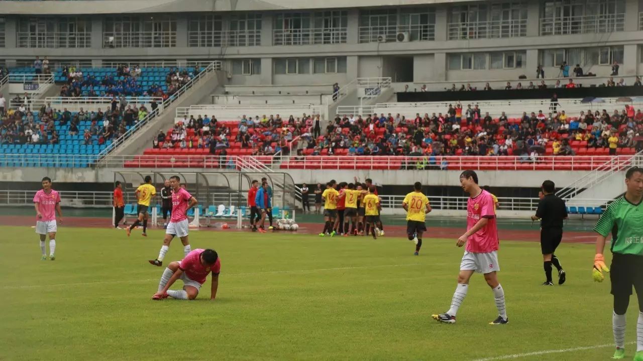 洛阳对郑州足球,洛阳郑州之争