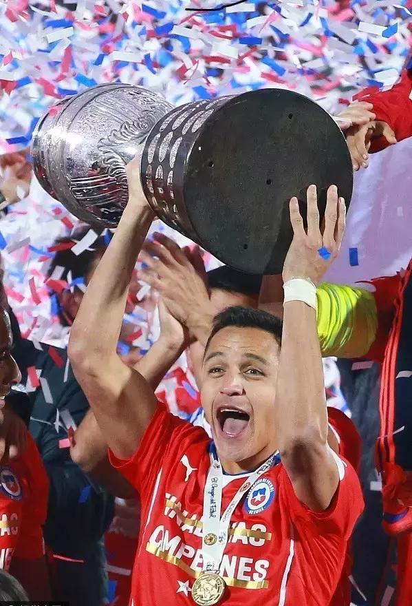 颜强体坛周报,颜强阿森纳专栏