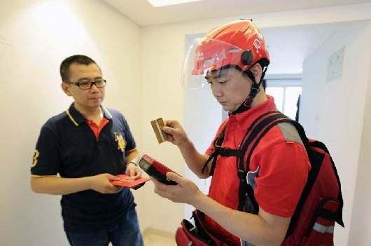 中国网购vs外国网购,外国人惊叹中国网购快递