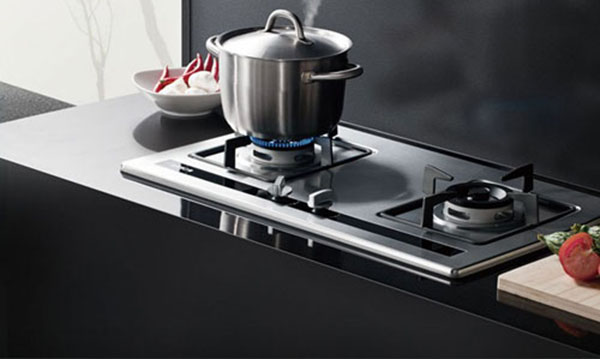 燃气灶油污小苏打清洁,燃气灶油污好打理