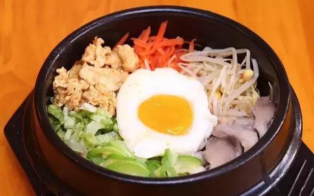 郑州新生美食全攻略!来这20家店,吃遍5个区、5大美食广场